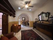 Hermosa Casa Colonial en Renta, a Una Cuadra del Parque...