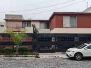 HERMOSA CASA COMPLETAMENTE AMUEBLADA EN RENTA!