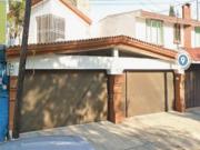 HERMOSA CASA CON 237 m² DE 5 RÉCAMARAS EN VILLA CARMEL!