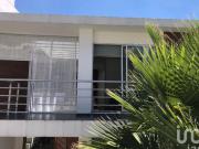 Hermosa casa con 4 recámaras y balcones en Bosque...