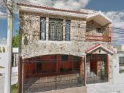 HERMOSA CASA CON ACABADOS DE LUJO, EN ZONA DE EXCELENTE...