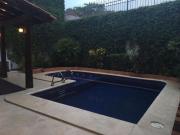 Hermosa Casa con Alberca, Bien Ubicada / Beautiful Home...