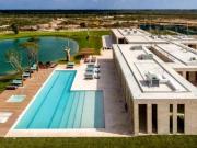 HERMOSA CASA CON AMENIDADES EN LUJOSO RESIDENCIAL EN...