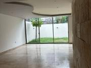 HERMOSA CASA CON AMPLIA RECAMARA EN PLANTA BAJA EN VENTA...