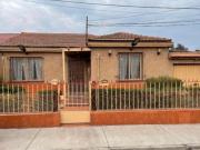 HERMOSA CASA CON DEPARTAMENTO INDEPENDIENTE Y GRAN PATIO