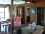 Hermosa casa con dos departamentos ubicada en Villa del...