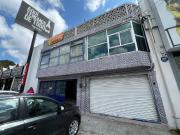 Hermosa casa con local para INVERSION en venta sobre... Hermosa casa con local para INVERSION en venta sobre...