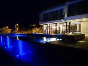 HERMOSA CASA CON PISCINA EN RENTA, SECTOR PLAYAS VILLAMIL