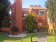 Hermosa casa con posesion, maravilloso precio. Av San...