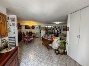 Hermosa casa conformada por 2 departamentos de 110m2...