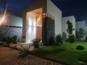 Hermosa Casa de 1 Planta Zona Sur