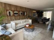 Hermosa Casa de 2 niveles dentro de Fraccionamiento en...