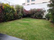 Hermosa Casa de 2 Pisos con Azotea y Amplio Jardín Id: 3...