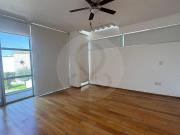 Hermosa casa de 2 plantas, 3 habitaciones en Jurica,...