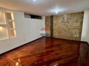 Hermosa casa de 3 pisos en Ingahurco
