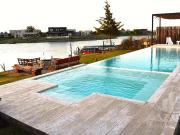 Hermosa casa de 4 ambientes amoblada con acceso propio a... Hermosa casa de 4 ambientes amoblada con acceso propio a...