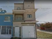 HERMOSA CASA DE 4 PISOS CON BALCON EN PINAR DE PALOMAS,...