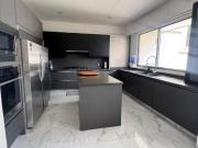 HERMOSA CASA DE 562M2 CON AMPLIO JARDIN 4 RECAMARAS...