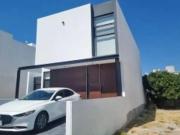 Hermosa Casa de AUTOR en Grand Juriquilla