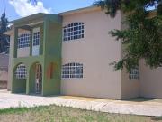 Hermosa casa de dos niveles cuatro recámaras acabados de...