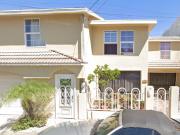 ¡HERMOSA CASA DE DOS NIVELES EN CALLE PSICOLOGOS 330!