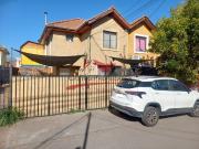 Hermosa Casa de Dos Pisos, 3 Dormitorios, 2 Baños, Villa...