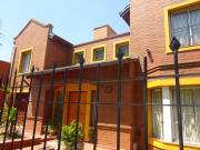 Hermosa casa de dos pisos en BÂ° Parque Capital