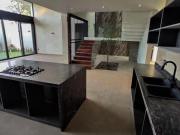 Hermosa Casa de Lujo en Arauca II cerca Olivos y Tec de...