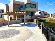 ¡Hermosa casa de oportunidad en Cumbres del Lago!