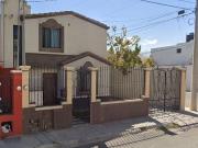 Hermosa casa de Remate Bancario en colonia Baluarte,...