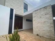 HERMOSA CASA DE TRES RECAMARAS EN LA MEJOR UBICACION DE...