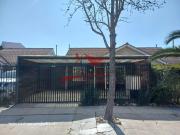 Hermosa Casa de Un Piso con 3 Dormitorios, 2 Baños,...