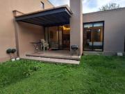 HERMOSA CASA DE UNA PLANTA EN RENTA – CUMBAYÁ