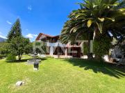 Hermosa casa de venta en Cumbayá vía Pillagua