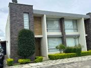 HERMOSA CASA DE VENTA POR HILACRIL PLAZA TUMBACO!