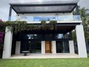 Hermosa casa dentro de fraccionamiento Rinconada Vista...