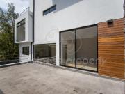 Hermosa Casa dentro de la Sexta Sección de Lomas Verdes