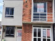 Hermosa Casa dos pisos con Local independiente en...