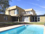 Hermosa casa en barrio privado apta crédito