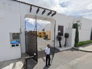 HERMOSA CASA EN BELLO CONDOMINIO MUY CERCA DEL MERCADO...