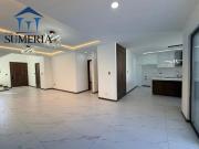 Hermosa Casa en Bosque Real con Recámara en PB