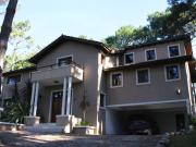 Hermosa casa en Cariló Terreno de 1500m2