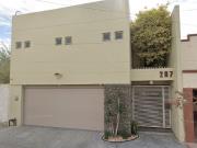 HERMOSA CASA EN COLONIA RESIDENCIAL LA HACIENDA EN...