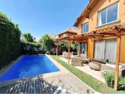 Hermosa casa en Condominio cerrado Peñalolén