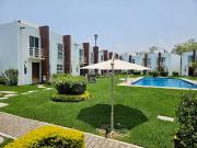Hermosa casa en Condominio con Alberca en Lomas de Jiutepec