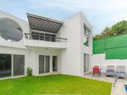 Hermosa Casa en Condominio con Alberca y Vista Panorámica