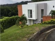 HERMOSA CASA EN CONDOMINIO EN VENTA JAMUNDI