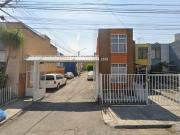 Hermosa casa en condominio, excelente ubicación. C. Río...