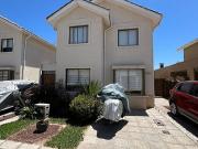 HERMOSA CASA EN CONDOMINIO PADRE HURTADO