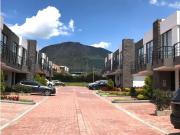 Hermosa casa en condomio campestre en Cota precio de...